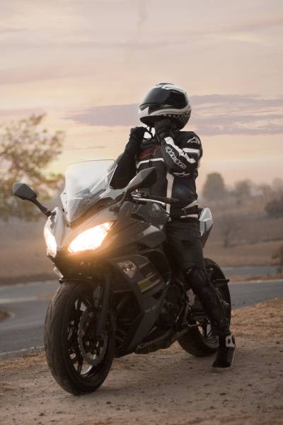 Conseils pour l'acquisition d'une première moto : puissance, budget et caractéristiques Villefranche-sur-Saône 69400 Beaujolais