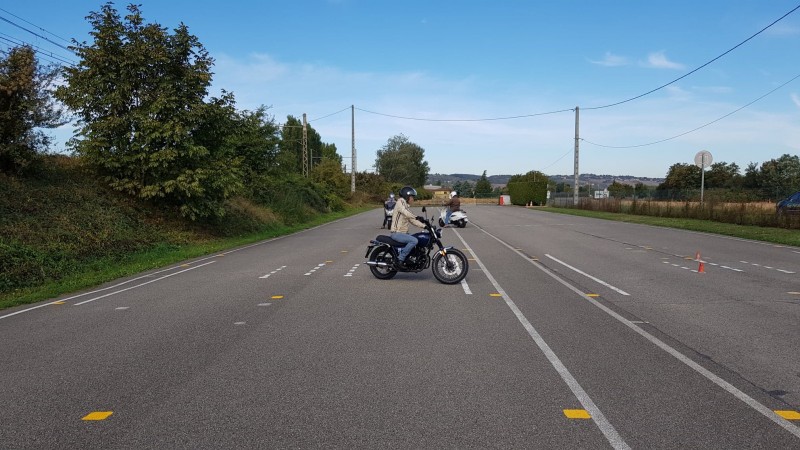 Piste privée cours de moto